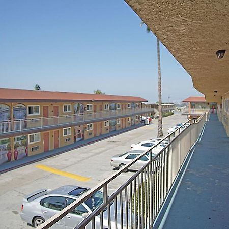 Los Angeles Inn & Suites - Lax West Athens Buitenkant foto