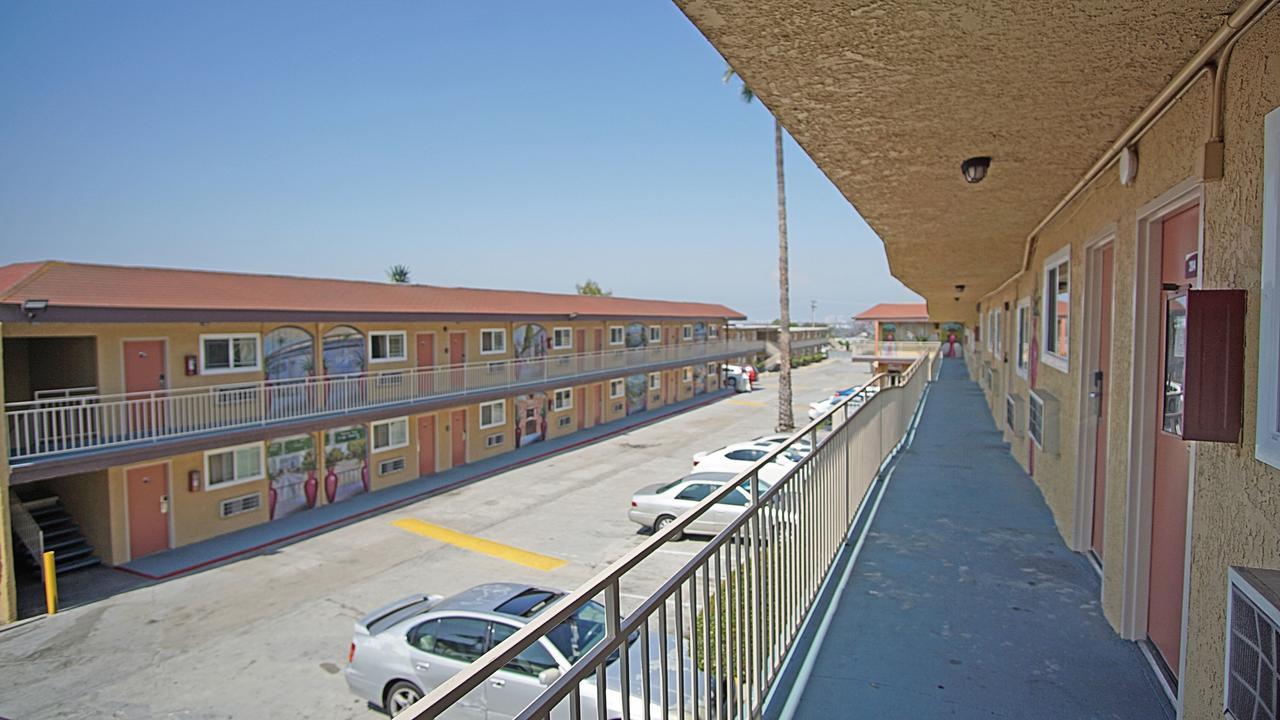 Los Angeles Inn & Suites - Lax West Athens Buitenkant foto