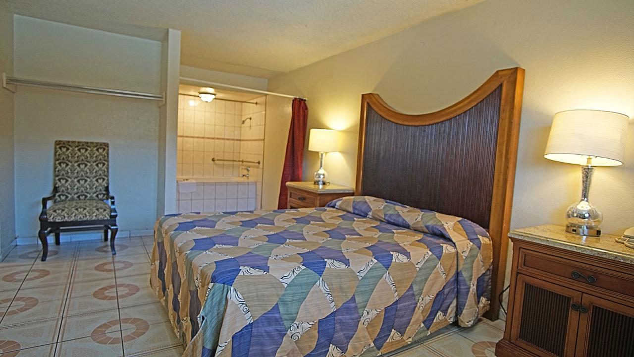 Los Angeles Inn & Suites - Lax West Athens Buitenkant foto